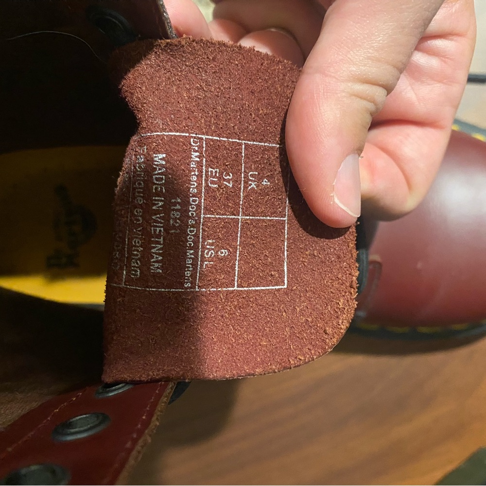 Dr. Martens boots - Picture 4 of 7